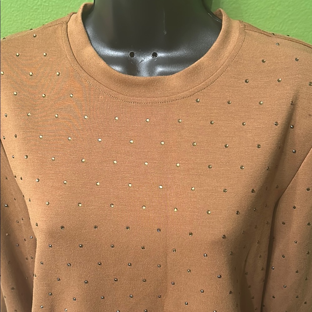 Elie Tahari Tan Crew Neck Sweater Soft Textured Pullover.EUC!!